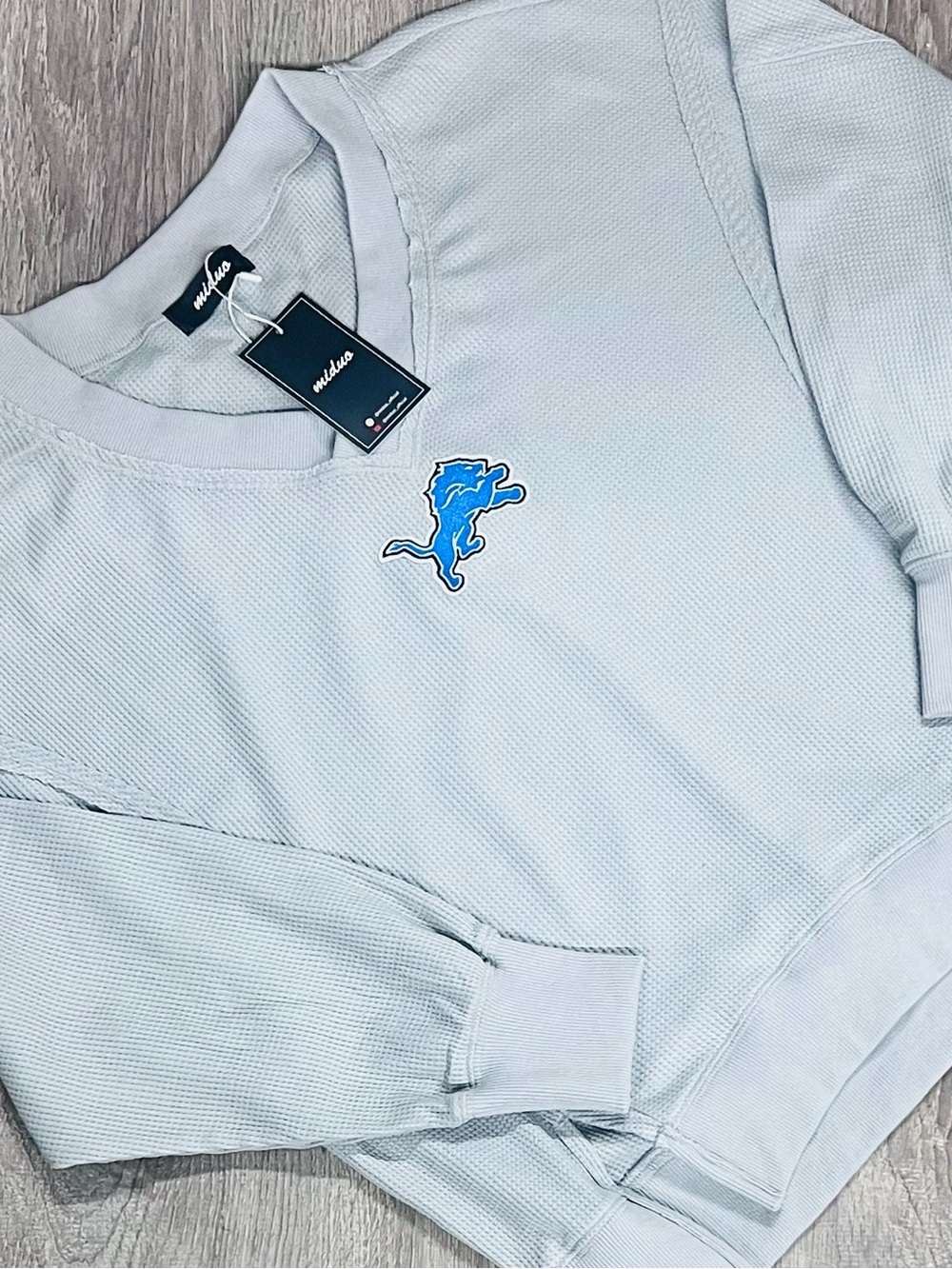Detroit Lions size large women Waffle Knit Sweatshirt